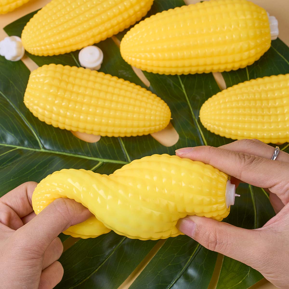 Corn Shape Decorative Balls fo - Home Improvement Game 评论和价格
